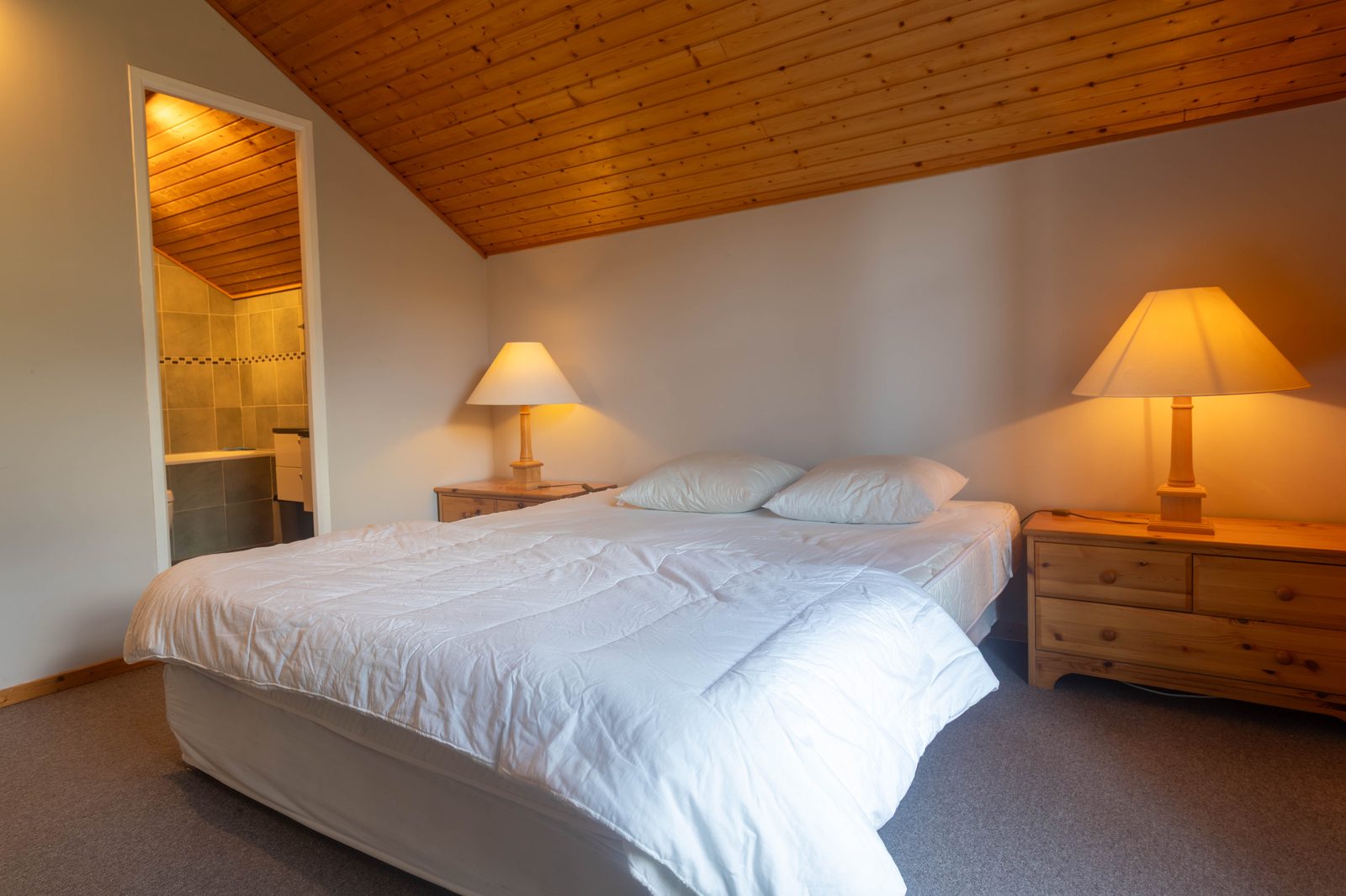Chambre parentale rez-de-chaussée